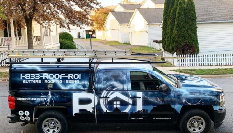 roi-construction-roofing-company-service-vehicle